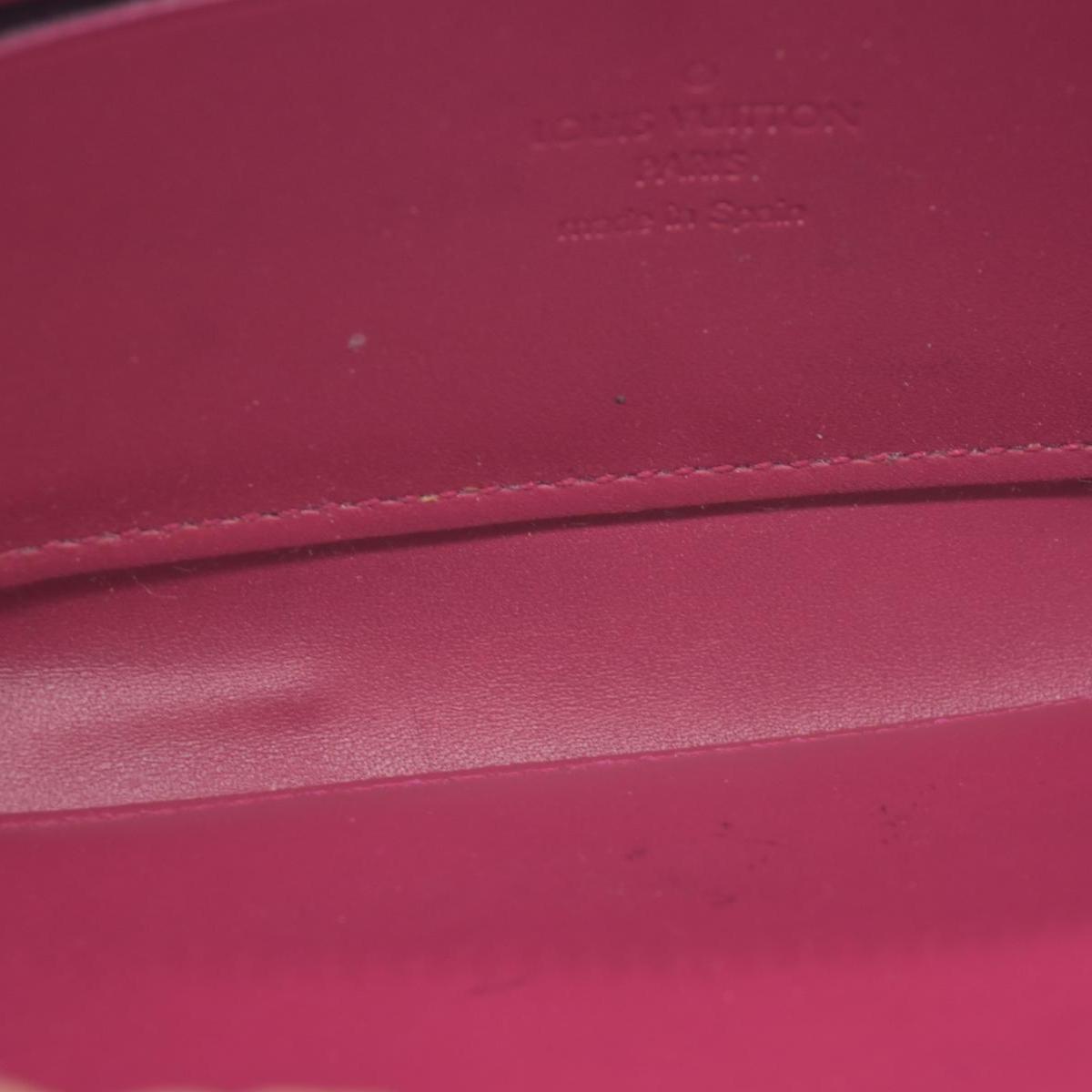 $1060 Louis Vuitton 2012 Vernis Patent Leather Zippy Wallet