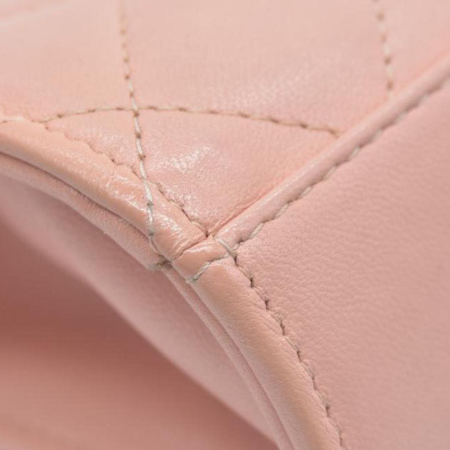 $2900 Chanel Lambskin Quilted Mini Trendy CC Clutch With Chain Light Pink