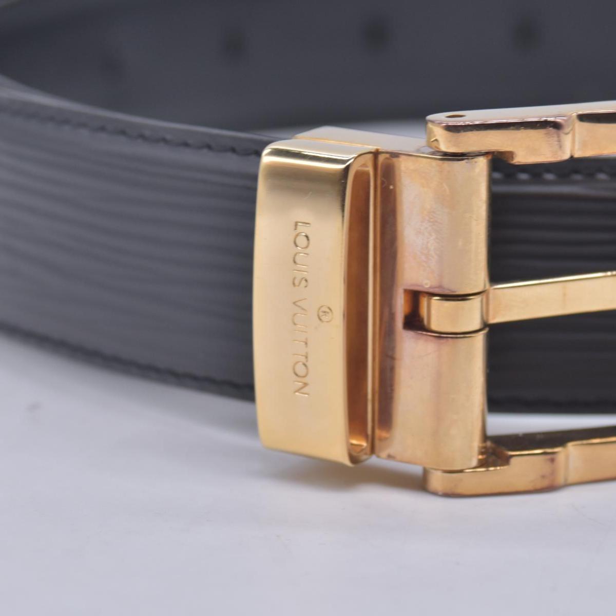 $550 LOUIS VUITTON Epi Initiales Belt 30mm Noir Black 110/44 CONSIGNMENT 10021577