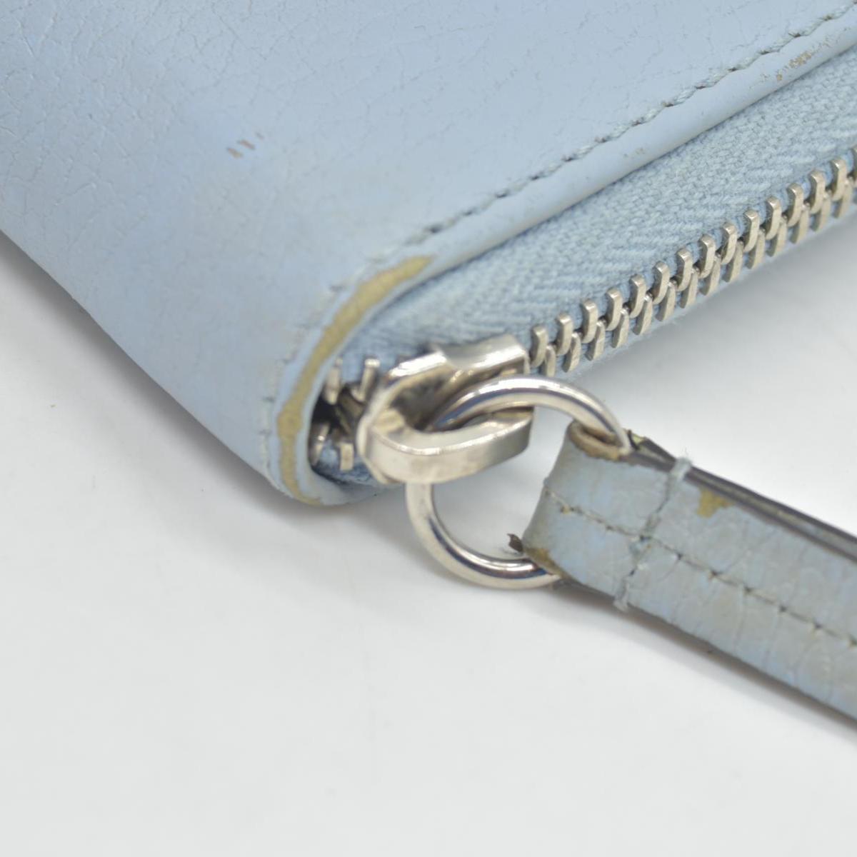 $660 Gucci Blue Calfskin Monochrome Dollar GG Marmont Zip Around Card Holder