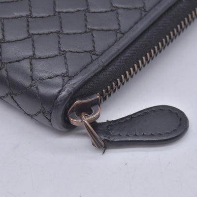 $850 BOTTEGA VENETA Bottega Veneta Black Intrecciato Long Zip Wallet CONSIGNMENT 10021571