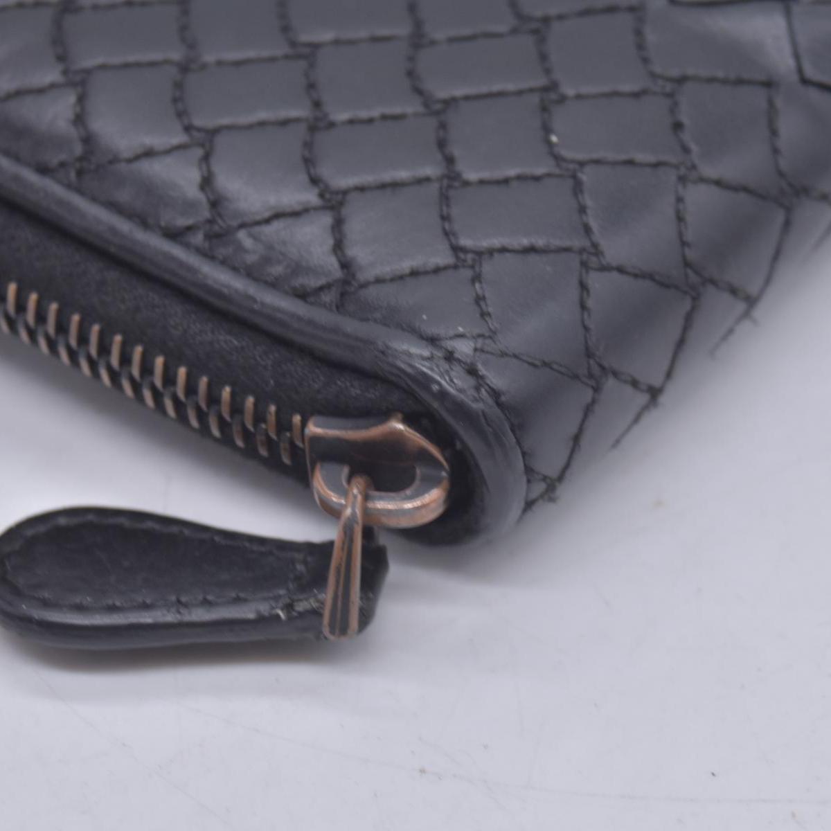 $850 BOTTEGA VENETA Bottega Veneta Black Intrecciato Long Zip Wallet CONSIGNMENT 10021571
