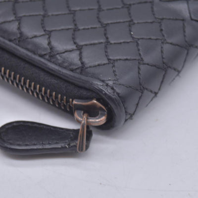 $850 BOTTEGA VENETA Bottega Veneta Black Intrecciato Long Zip Wallet CONSIGNMENT 10021571