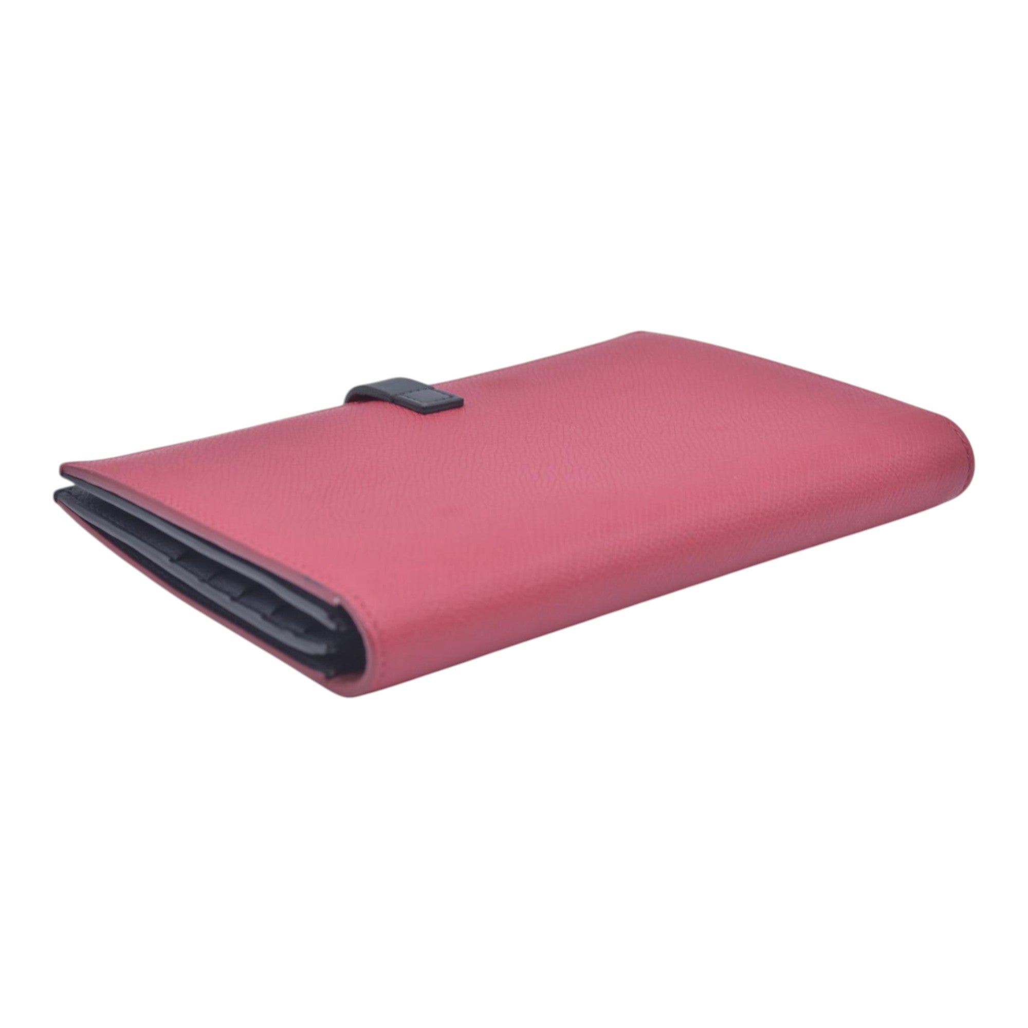 $790 CELINE Drummed Calfskin Large Strap Multifunction Wallet CONSIGNMENT 10021572