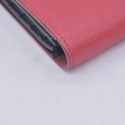 $790 CELINE Drummed Calfskin Large Strap Multifunction Wallet CONSIGNMENT 10021572