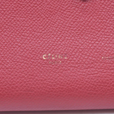 $790 CELINE Drummed Calfskin Large Strap Multifunction Wallet CONSIGNMENT 10021572