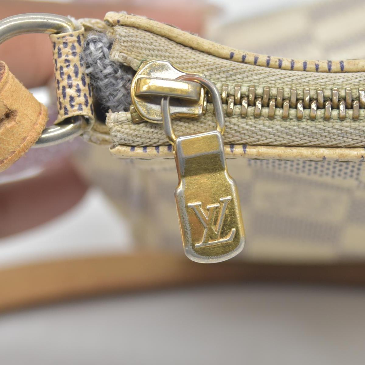 $1290 2012 Louis Vuitton Damier Azur Pochette Accessories NM CA4142