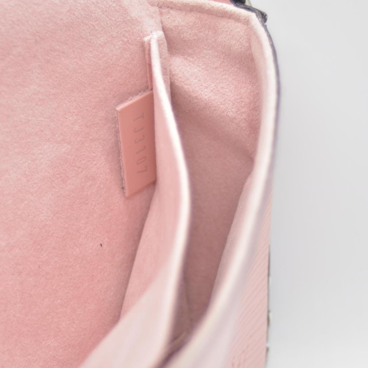 $1770 2017 Louis Vuitton Epi Leather Pochette Felicie Rose Ballerine CONSIGNMENT TJ3107