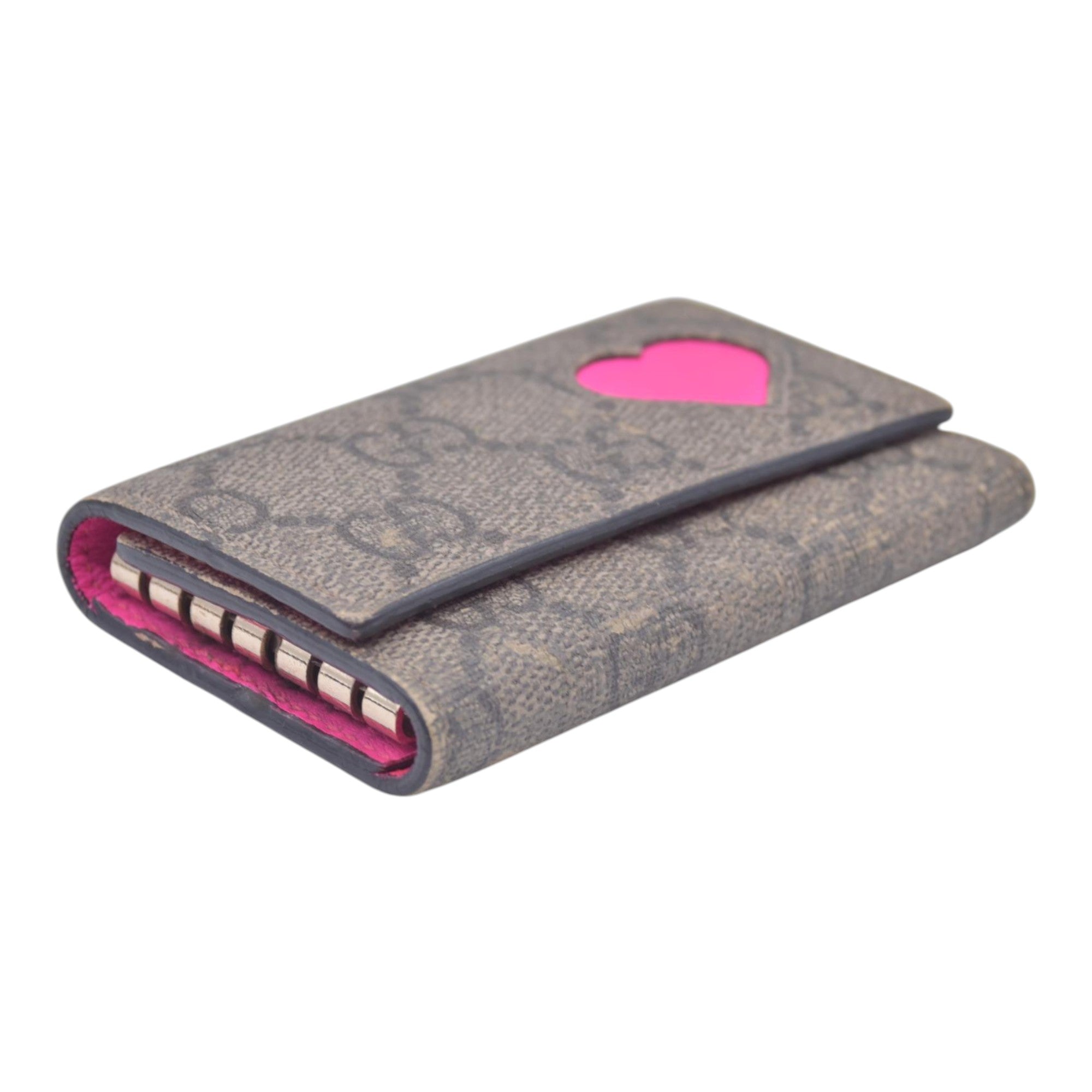 $350 GUCCI Gucci GG Supreme Floral / Heart Card Case CONSIGNMENT 10021575