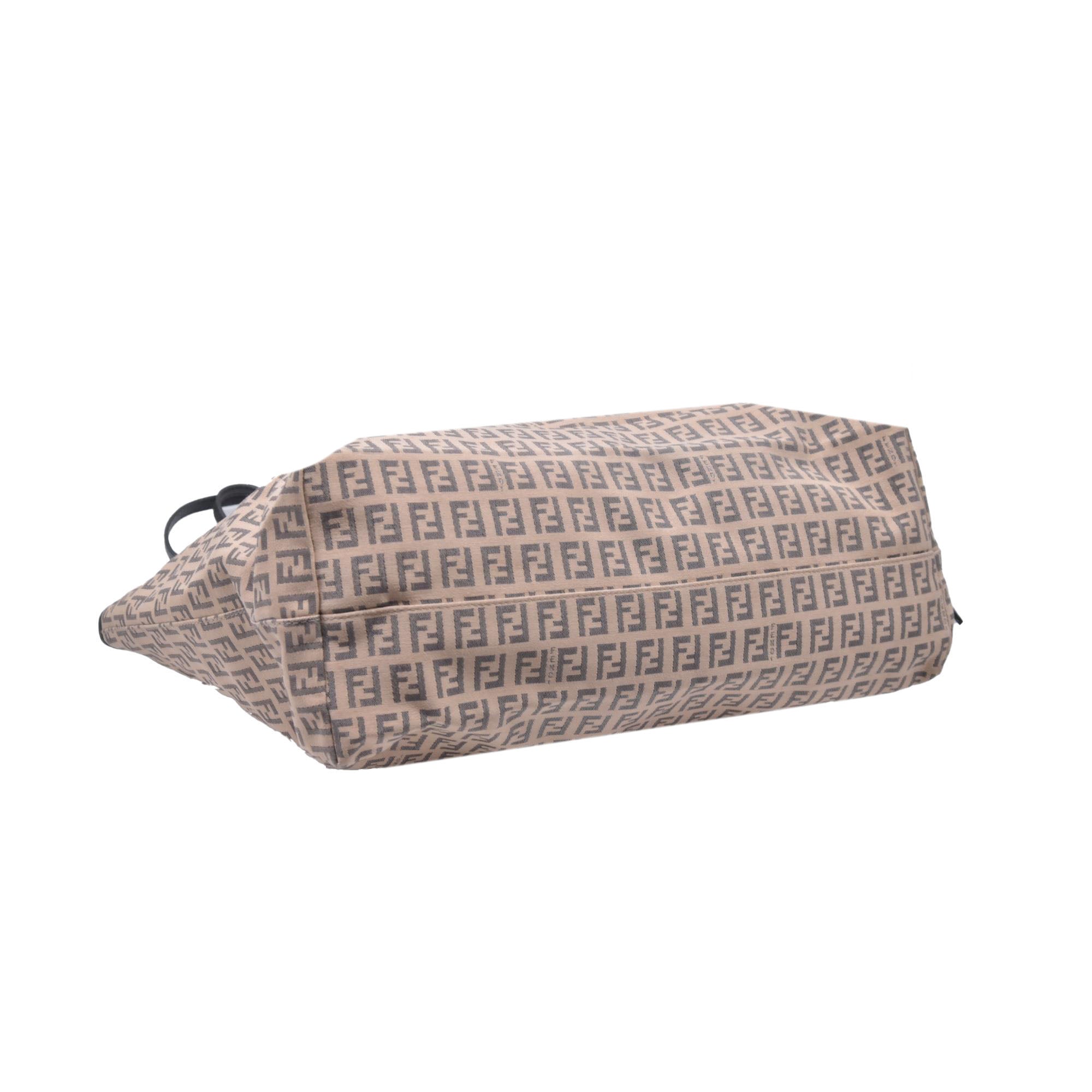 $850 FENDI Zucca Spalmati Medium Roll Tote Tobacco CONSIGNMENT