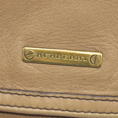 $990 Burberry  Leather Fold Over Wristlet Clutch CONSIGNMENT