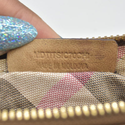 $990 Burberry  Leather Fold Over Wristlet Clutch CONSIGNMENT