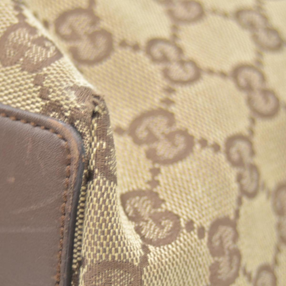 $950 CONSIGNMENT Gucci GG Canvas Eclipse