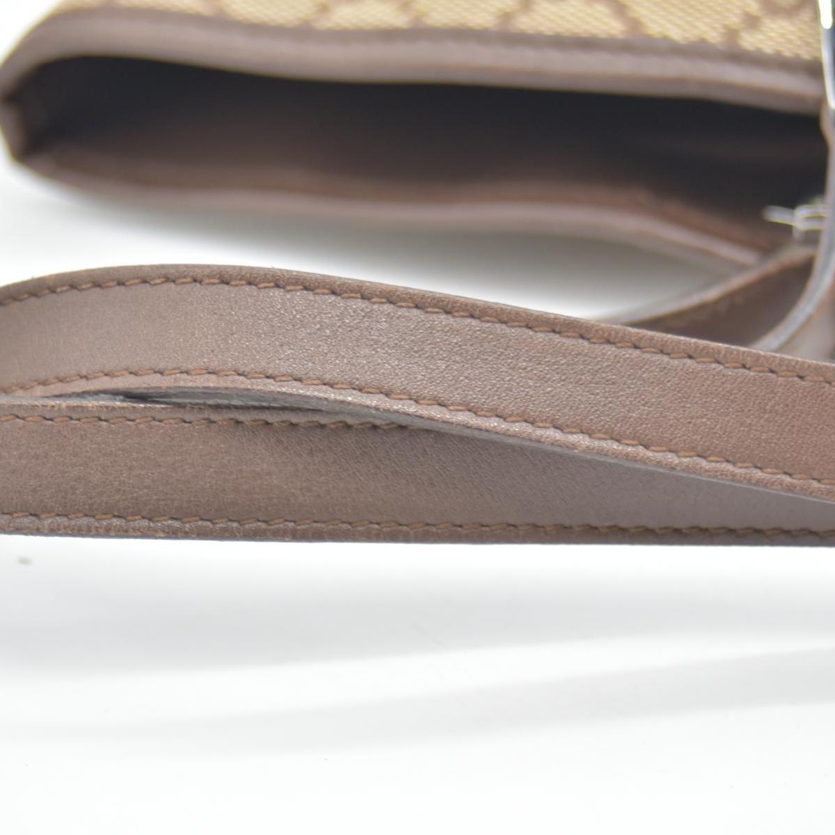 $950 CONSIGNMENT Gucci GG Canvas Eclipse