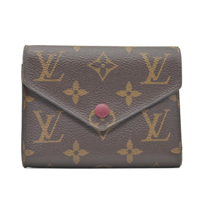 $605 2020 Louis Vuitton Monogram Victorine Trifold Wallet Fuchsia Interior FY0220