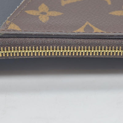 $675 Louis Vuitton  Monogram Recto Verso Card Holder Black RFID