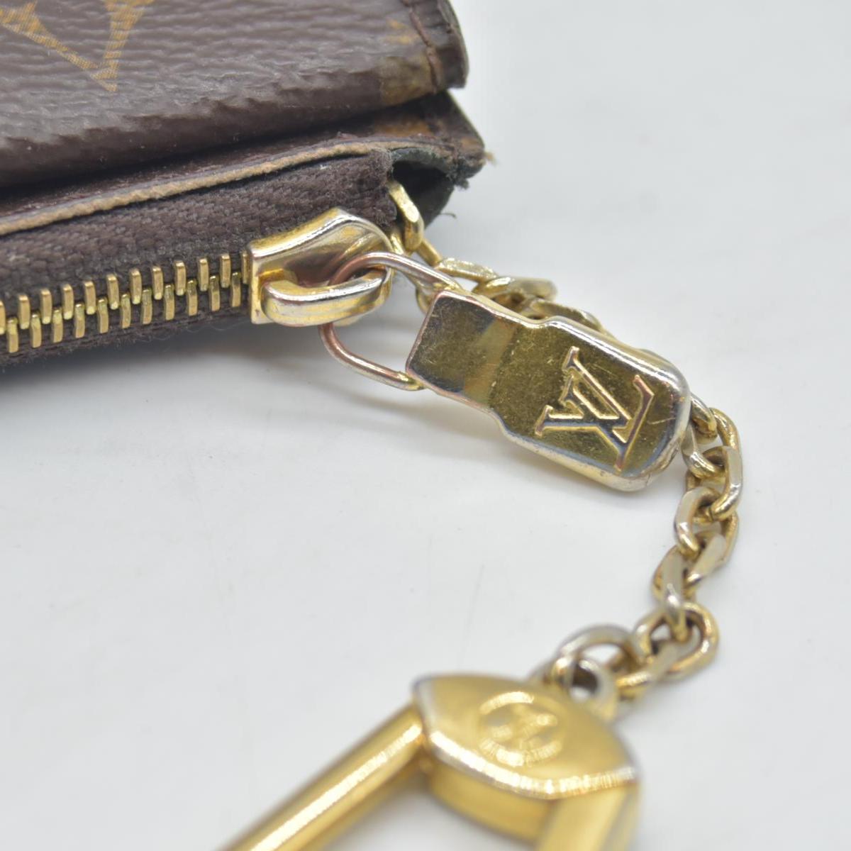 $675 Louis Vuitton  Monogram Recto Verso Card Holder Black RFID