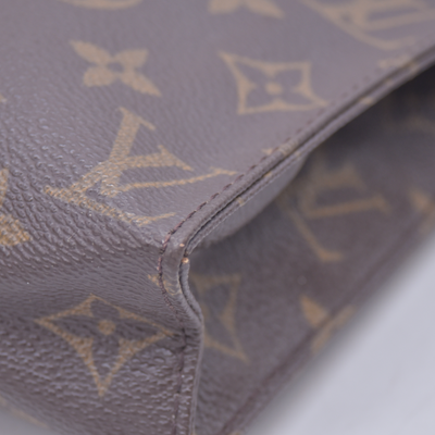 $540 1988 Louis Vuitton Monogram Toiletry 19 884TH