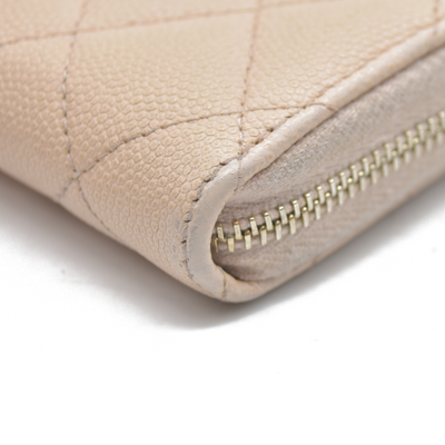 AUCTION $1223 Chanel  Caviar Quilted Zip Around Coin Purse Beige Clair
