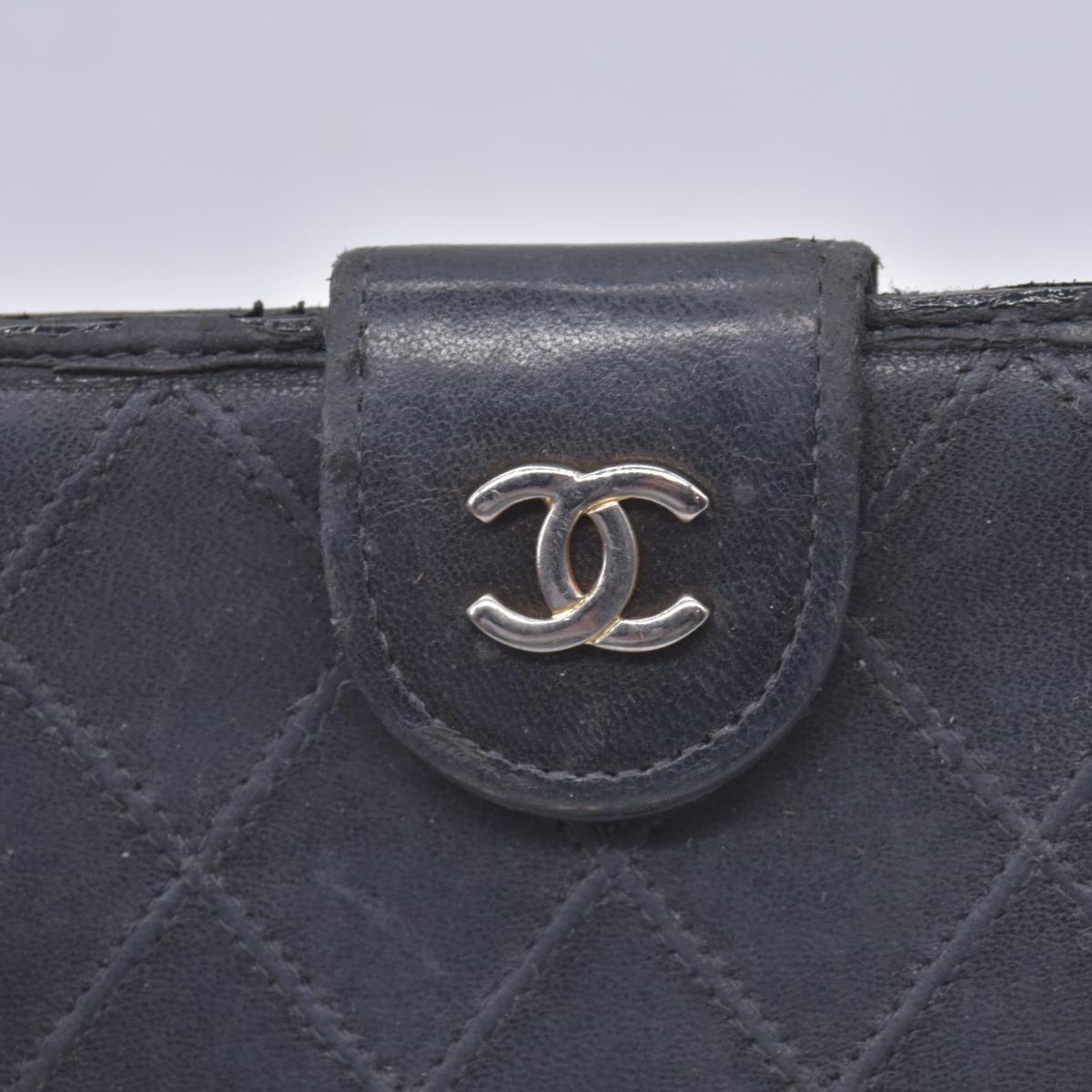 $950 CHANEL Black Quilted Leather Bifold Flap Wallet CONSIGNMENT 10021581
