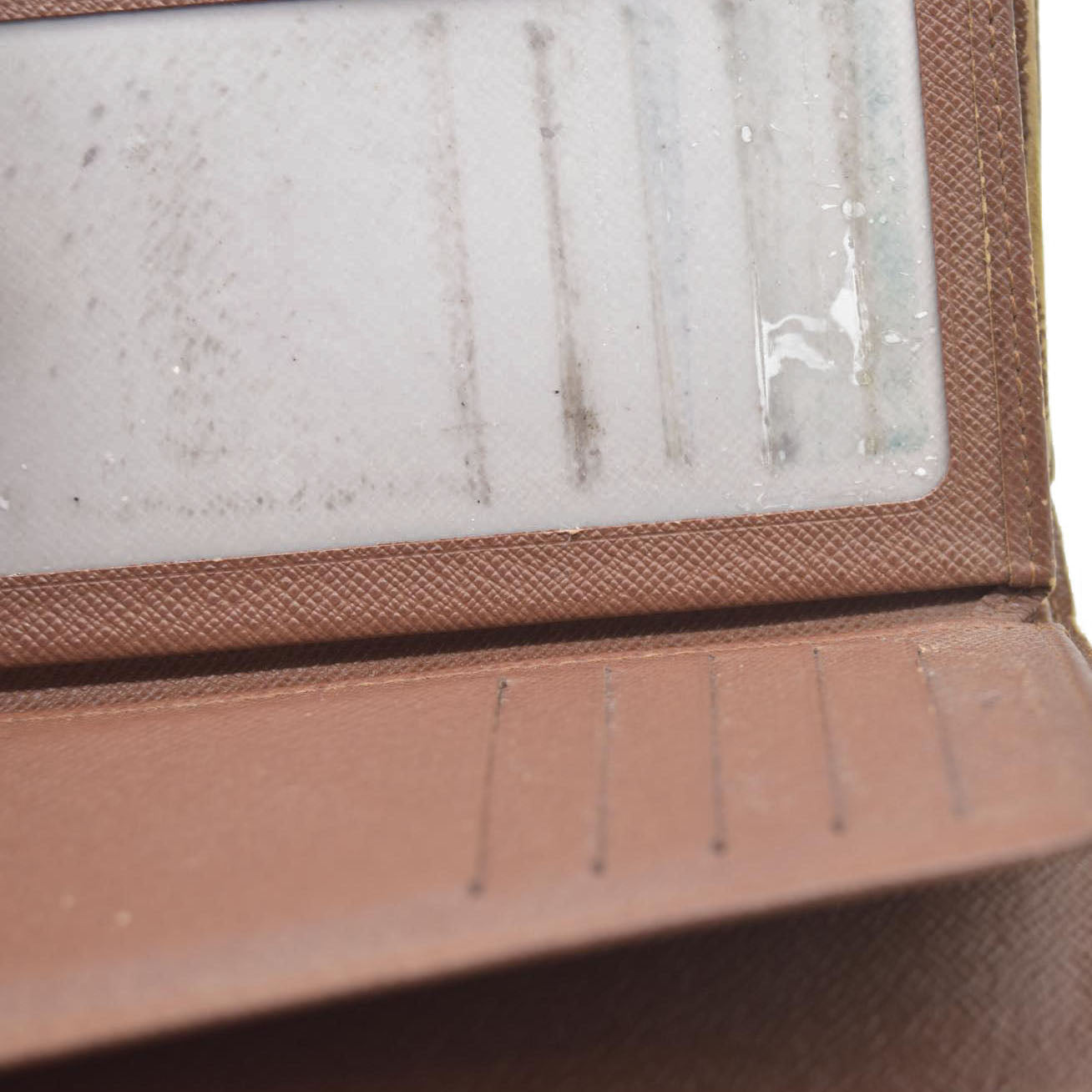 LOUIS VUITTON Monogram Alexandra Trifold Wallet