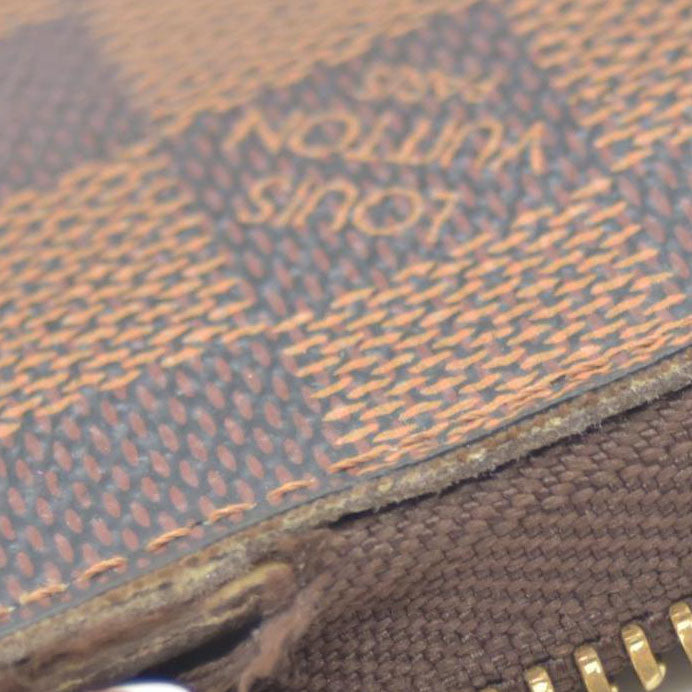 $940 Louis Vuitton Damier Ebene Zippy Wallet CA2142 CONSIGNMENT
