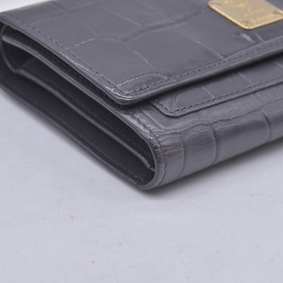 $380 MCM Embossed Crocodile Leather Logo Plaque Medium Flap Wallet Grey CONSIGNMENT 10021594