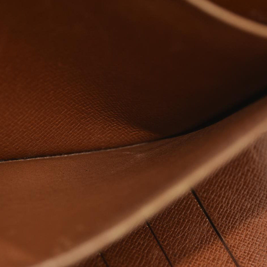 Louis Vuitton  Monogram Porte Tresor Etui Papiers Wallet 8910AN