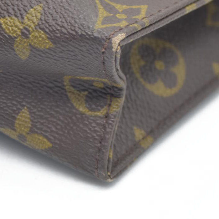 $1120 LOUIS VUITTON Monogram Poche Toilette 26 Pouch