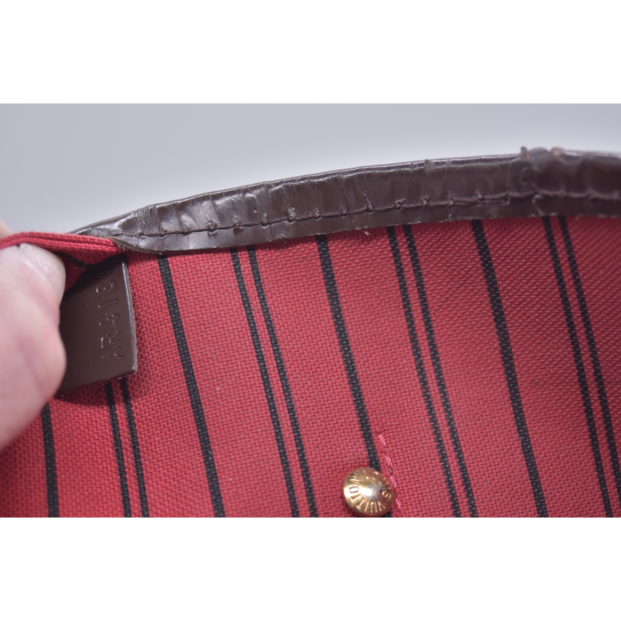 $2240 2018 Louis Vuitton Damier Ebene Neverfull MM with Pouch AR4188