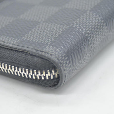 $435 Louis Vuitton Damier Graphite Zippy Coin Purse Vertical MI0230 CONSIGNMENT
