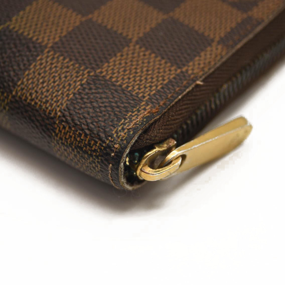 Louis Vuitton Damier Ebene Zippy Wallet