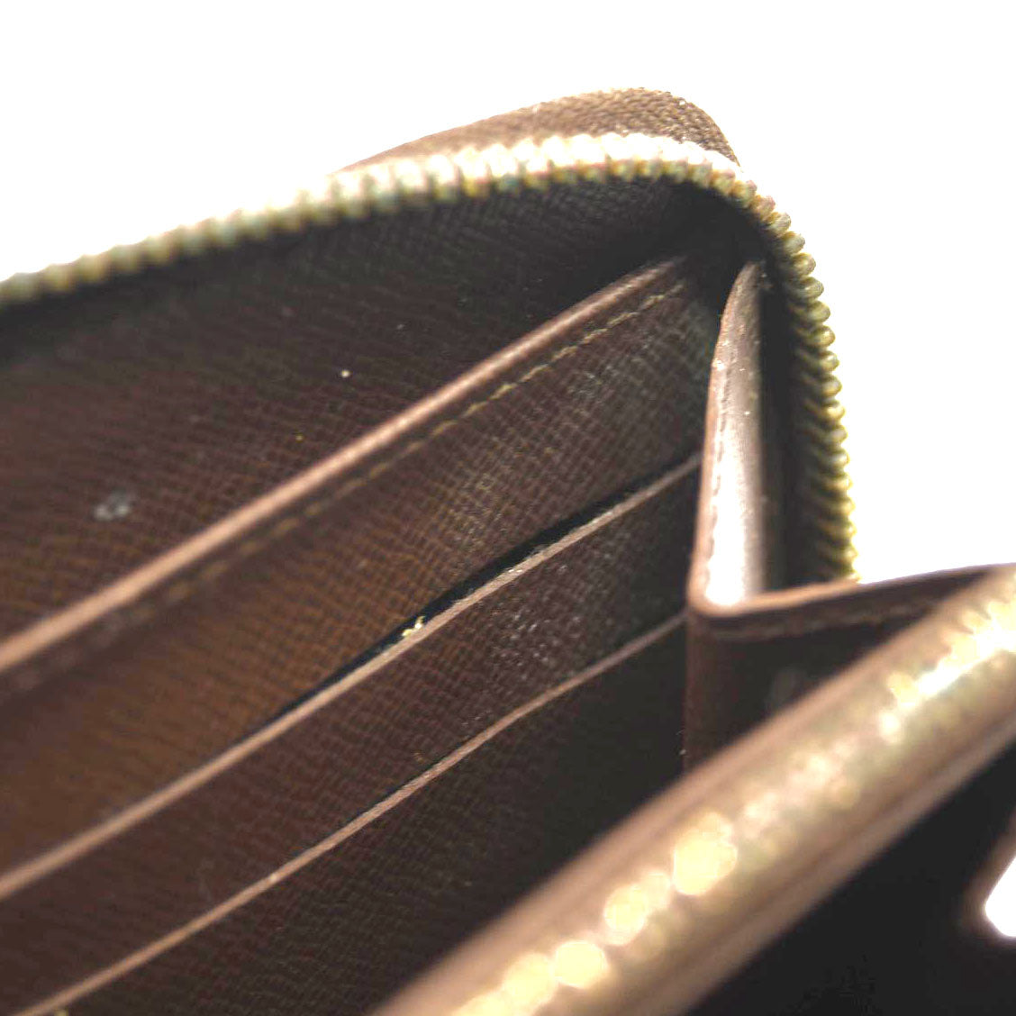 Louis Vuitton Damier Ebene Zippy Wallet