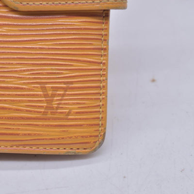 $680 LOUIS VUITTON Yellow Epi Leather Compact Snap Wallet CONSIGNMENT 10021590