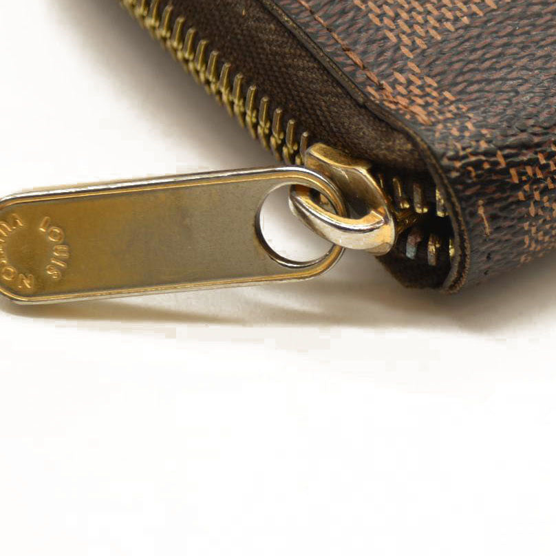 Louis Vuitton  Damier Ebene Zippy Wallet CA3049