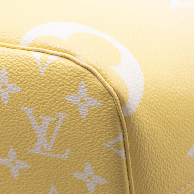 Louis Vuitton Monogram Giant By The Pool Neverfull MM Light Pink Tote