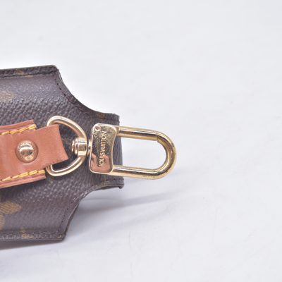Louis Vuitton Etui Telephone International Monogram Phone Case Brown