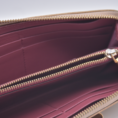 $550 Chloe Bobbie Bow Zip Around Gold Leather Wallet