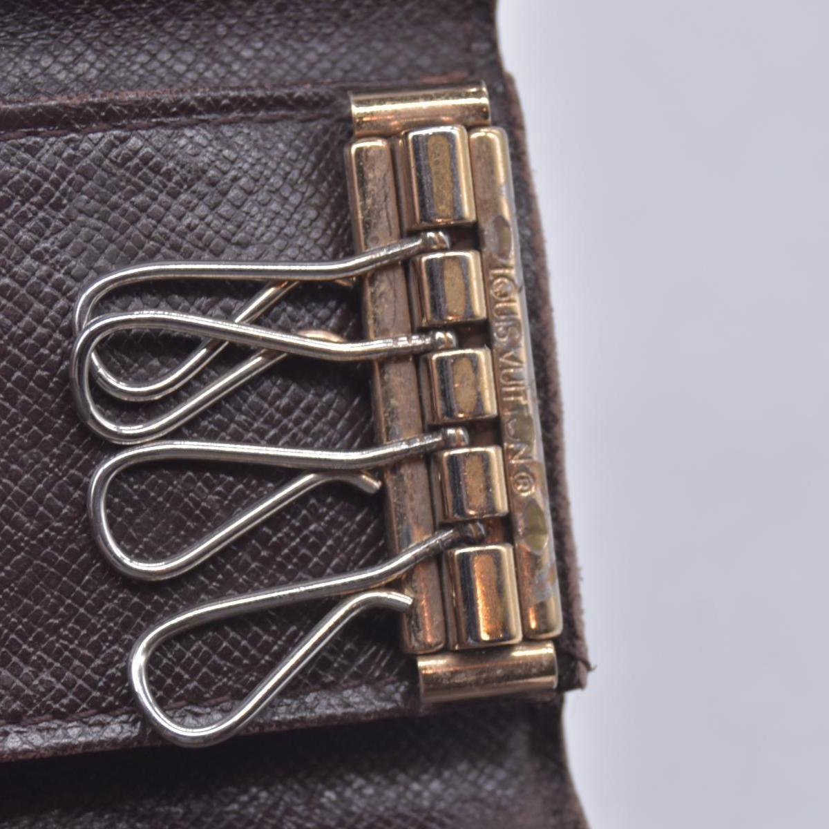 $345 LOUIS VUITTON Damier Ebene 4 Key Holder Brown CONSIGNMENT 10021597