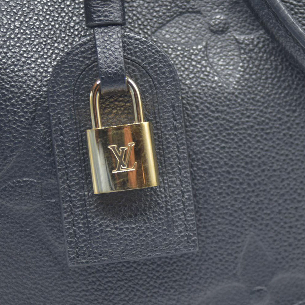 $3850 Louis Vuitton  Empreinte Monogram Giant Petit Palais Black