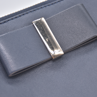 $550 Chloe Blue Leather Bow Bobbie Zippy Long Wallet