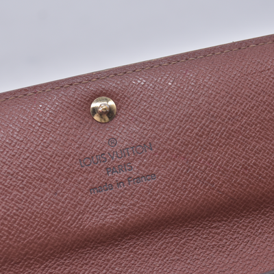 $720 2002 LOUIS VUITTON Monogram Sarah Wallet CONSIGNMENT 10021631 TH0012