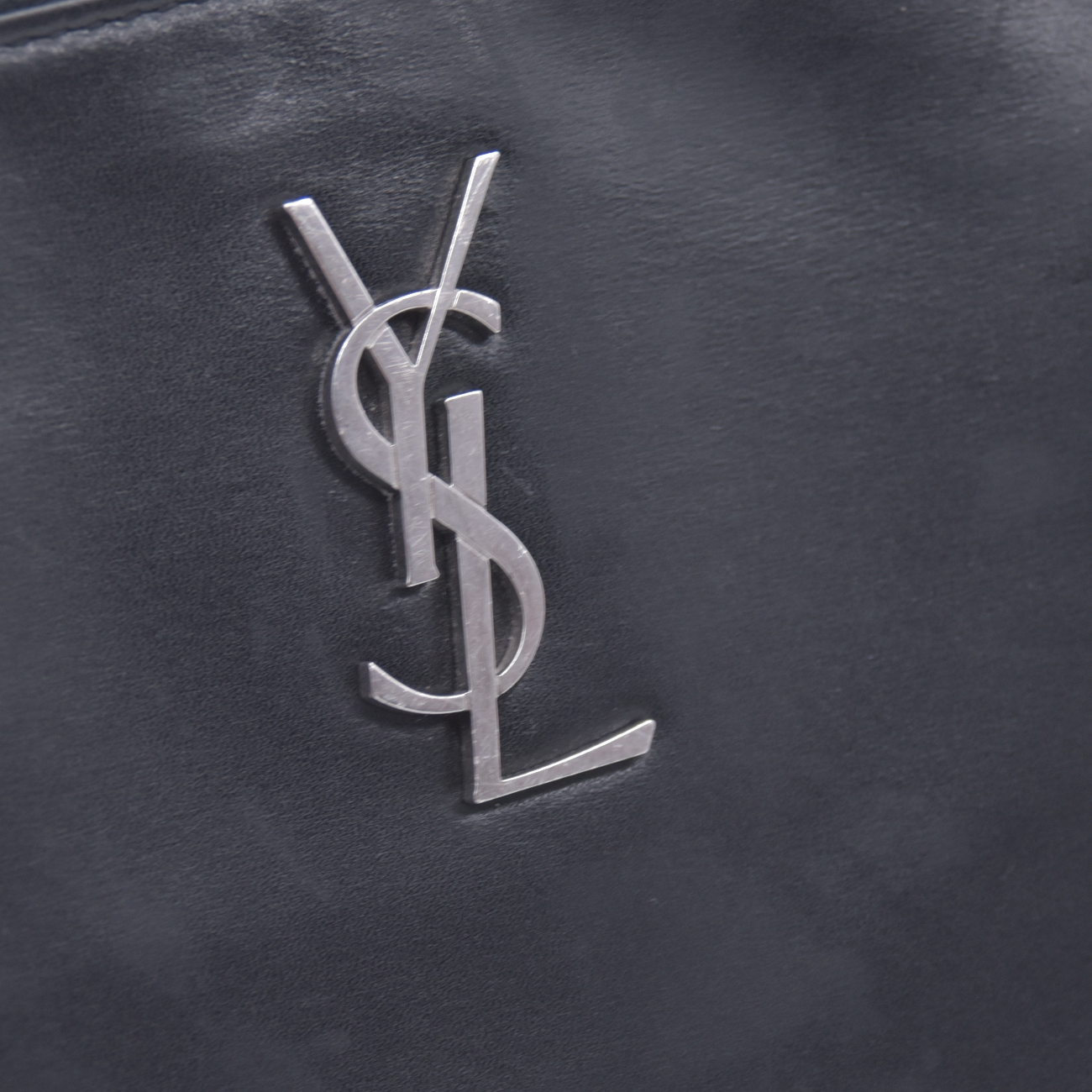 $1000 2018 Saint Laurent Monogram Clutch Leather Portfolio 10020867