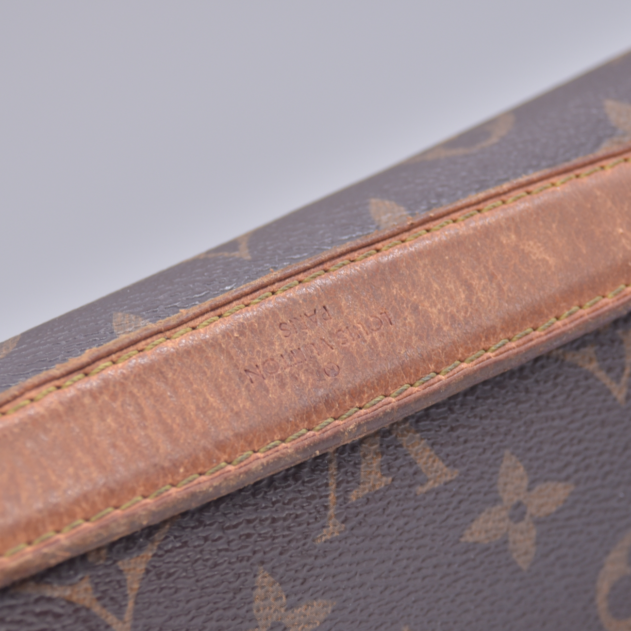 $2840 2019 Louis Vuitton Monogram Pochette Metis 10020869