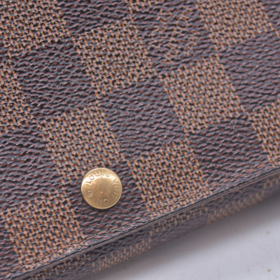 $550 1997 LOUIS VUITTON Damier Ebene Tresor Wallet CONSIGNMENT 10021624 CA0957