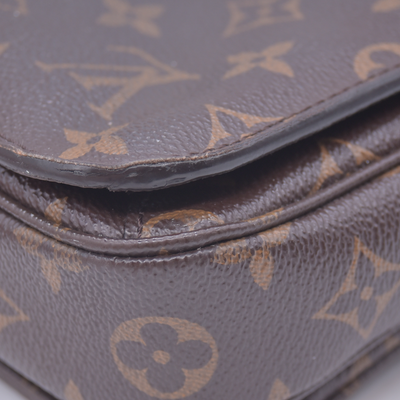 $2840 2019 Louis Vuitton Monogram Pochette Metis 10020869