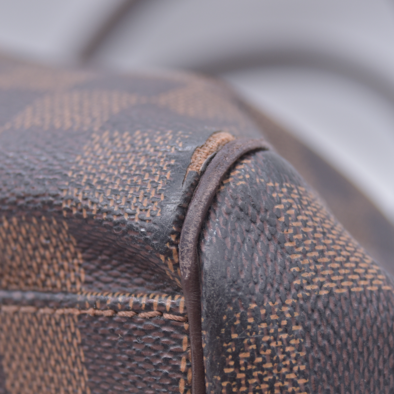 $2510 Louis Vuitton Damier Ebene Trevi GM 10020868