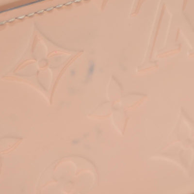 $840 Louis Vuitton Vernis Sarah Wallet Rose Poudre CONSIGNMENT TS0127