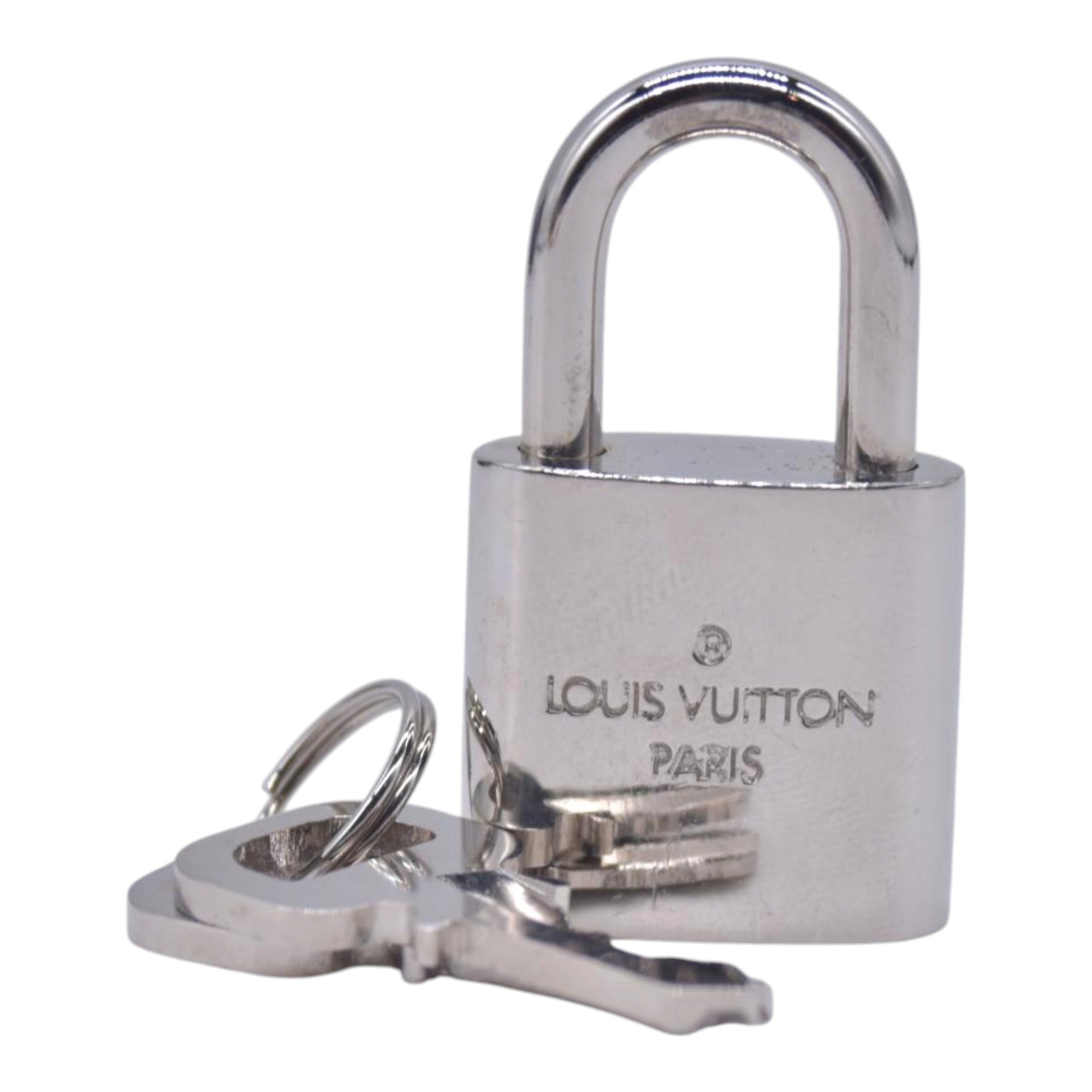 LOUIS VUITTON Silver Lock and Key #318 CONSIGNMENT 10021645