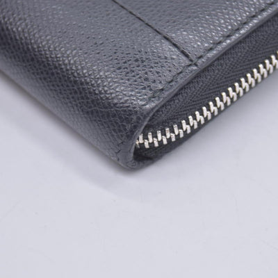 $600 Tiffany and co Large Zip Wallet in Black Leather CONSIGNMENT